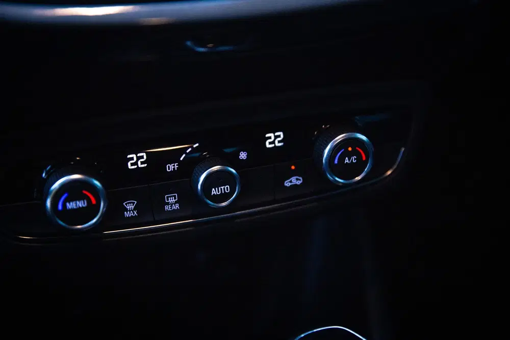 Opel Crossland 1.2 Turbo Elegance Automaat uit 2023, foto 18