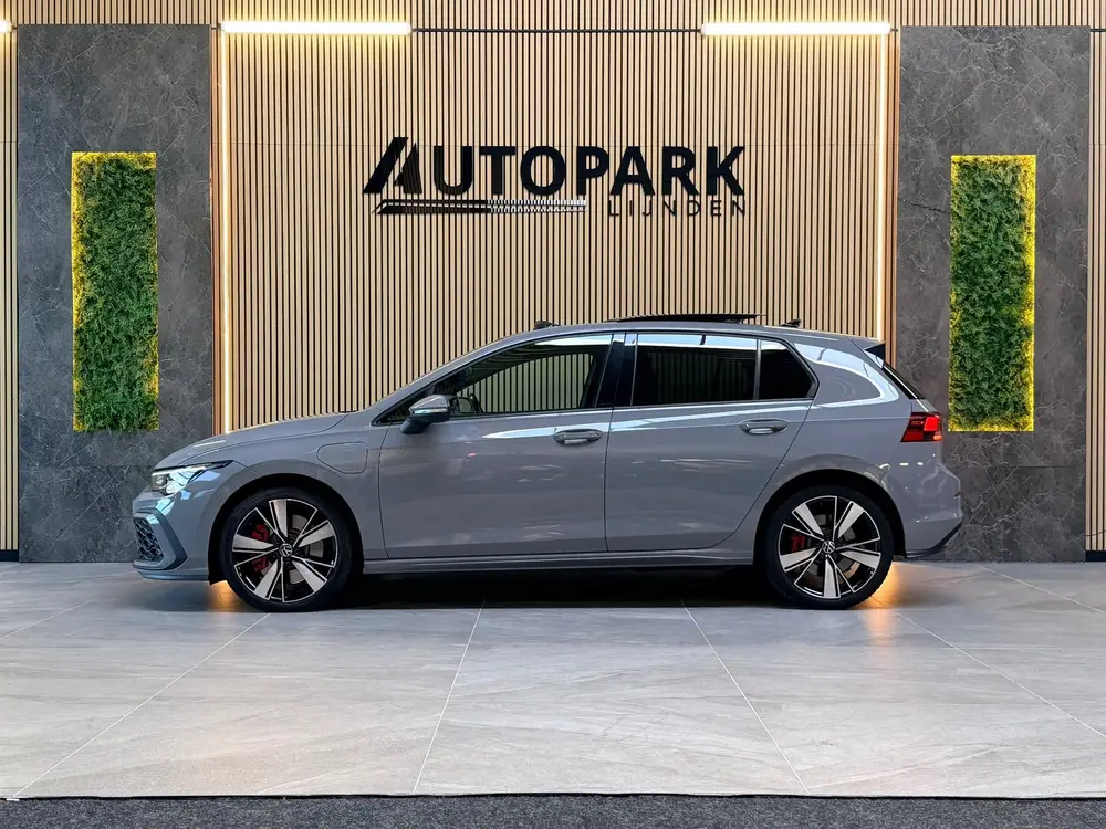 Volkswagen Golf 1.4 eHybrid GTE |BTW|PANO|VIRTUAL|IQ LIGHT|A uit 2021, foto 2