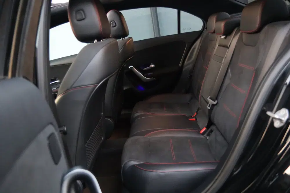 Mercedes-Benz A-Klasse A250 AMG 4Matic uit 2020, foto 15