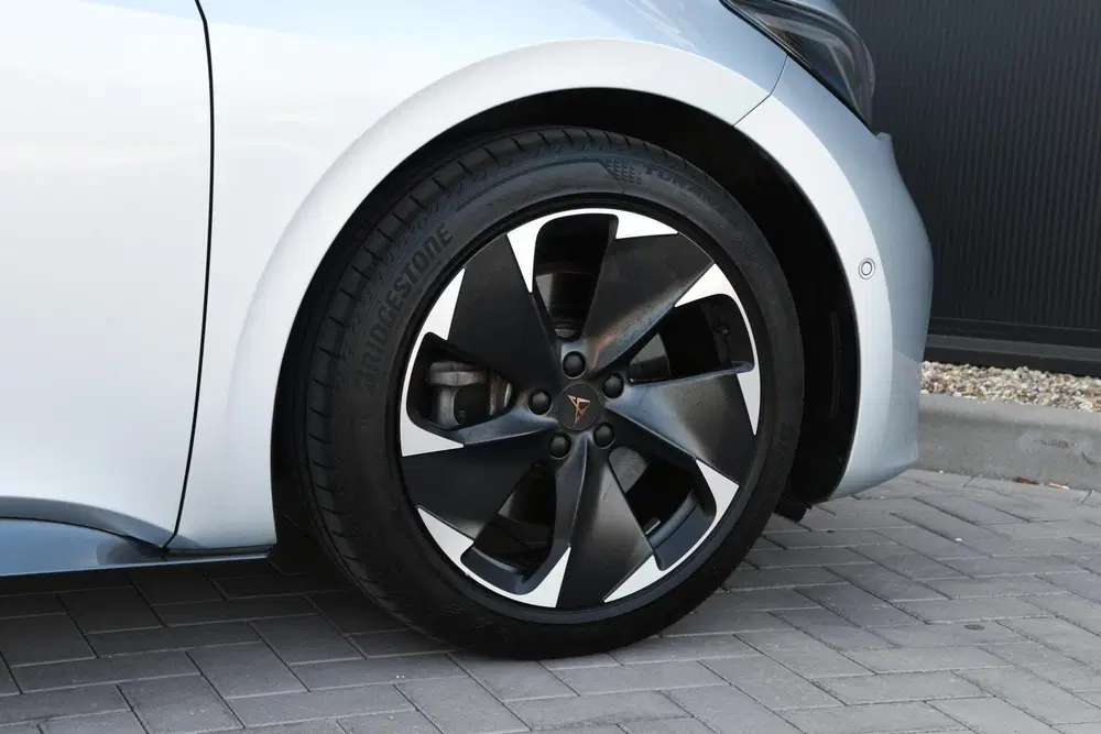 Cupra Born Performance 82 kWh uit 2023, foto 11