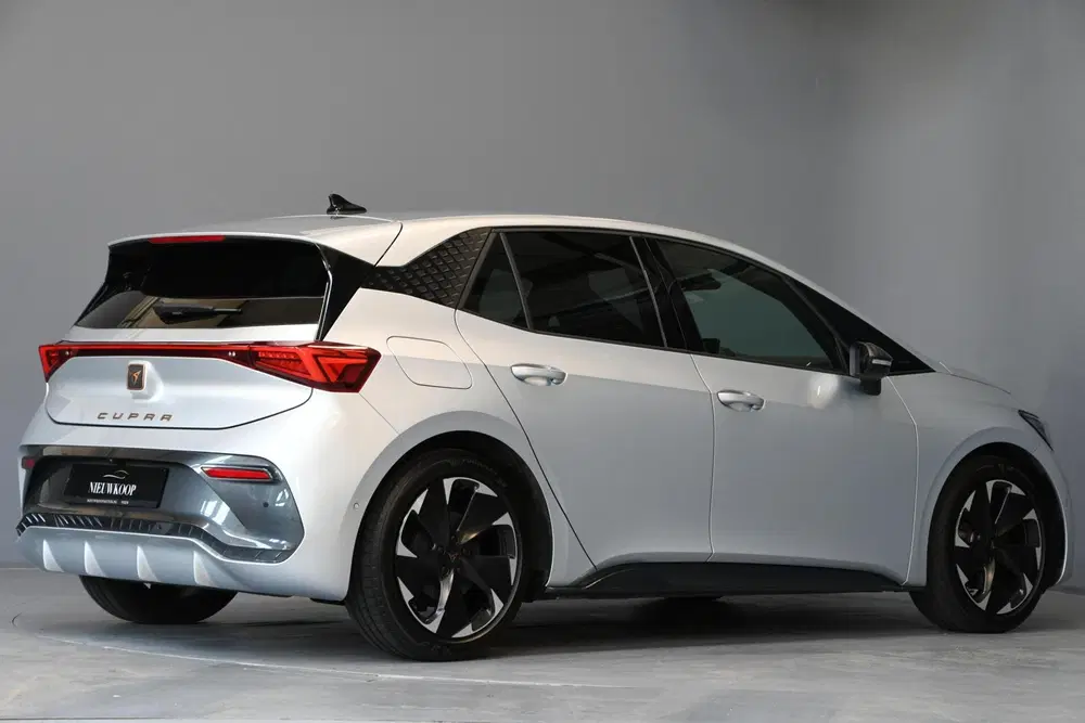 Cupra Born Performance 82 kWh uit 2023, foto 8