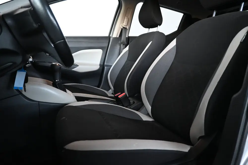 Nissan Micra 1.0 IG-T N-Connecta Clima Navigatie LED Go uit 2019, foto 7