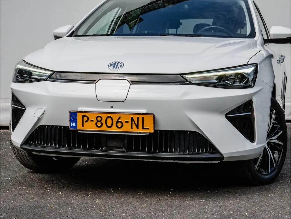 MG MG5 Standard Range Luxury 50 kWh SOH 88% Leer uit 2022, foto 2