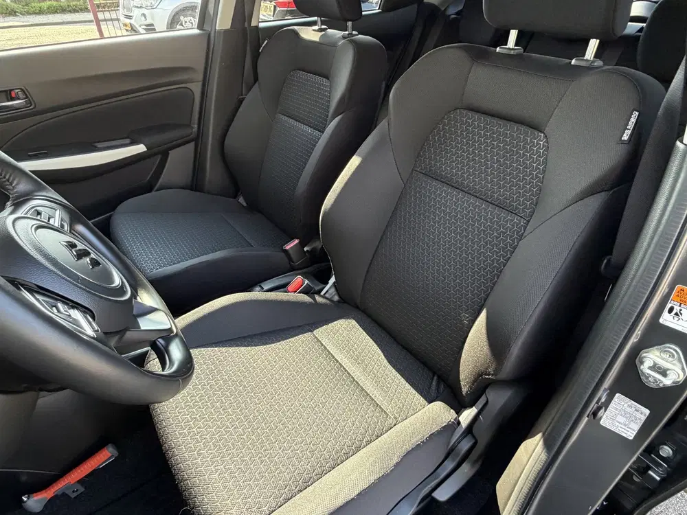 Suzuki Swift 1.2 Select Smart Hybrid uit 2024, foto 8