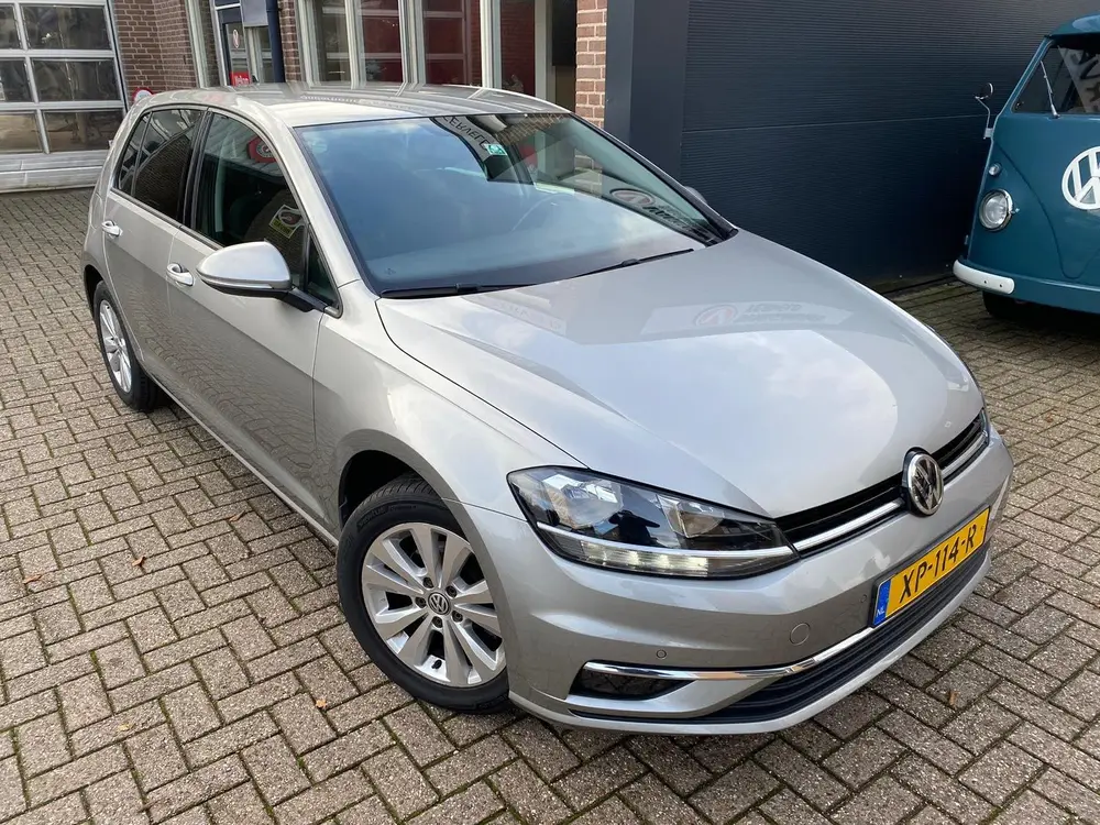 Volkswagen Golf 1.0 TSI Comfortline | Cruise | Navigatie uit 2019, foto 3