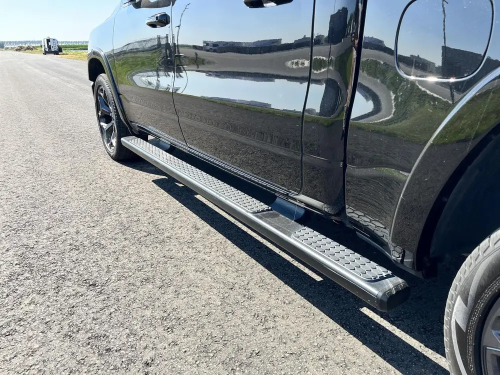 Dodge Ram 1500 5.7 V8 4x4 Crew Cab Laramie Clima, cruise, ca uit 2021, foto 10