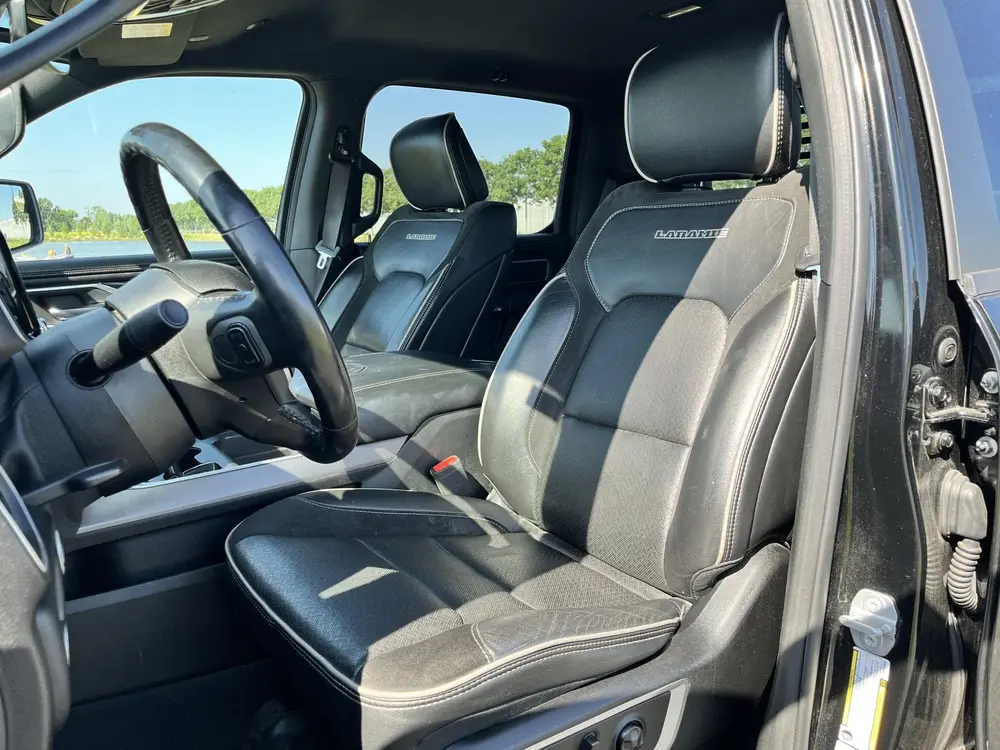 Dodge Ram 1500 5.7 V8 4x4 Crew Cab Laramie Clima, cruise, ca uit 2021, foto 16