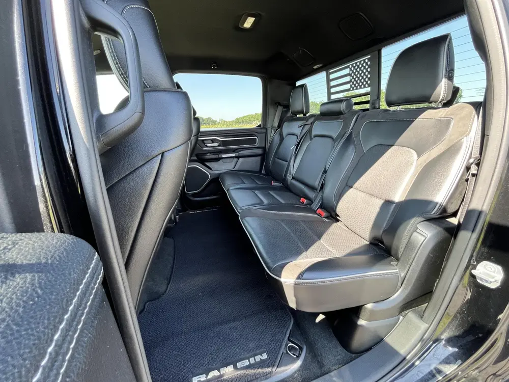 Dodge Ram 1500 5.7 V8 4x4 Crew Cab Laramie Clima, cruise, ca uit 2021, foto 18