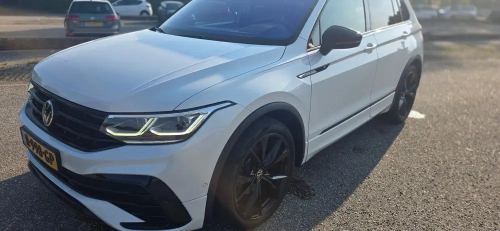 Volkswagen Tiguan R-line 1.5 Tsi DSG uit 2021, foto 2