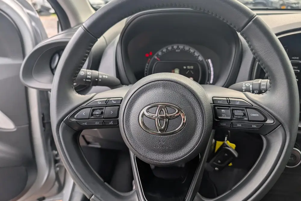 Toyota Aygo X 1.0 VVT-i MT Play uit 2024, foto 10