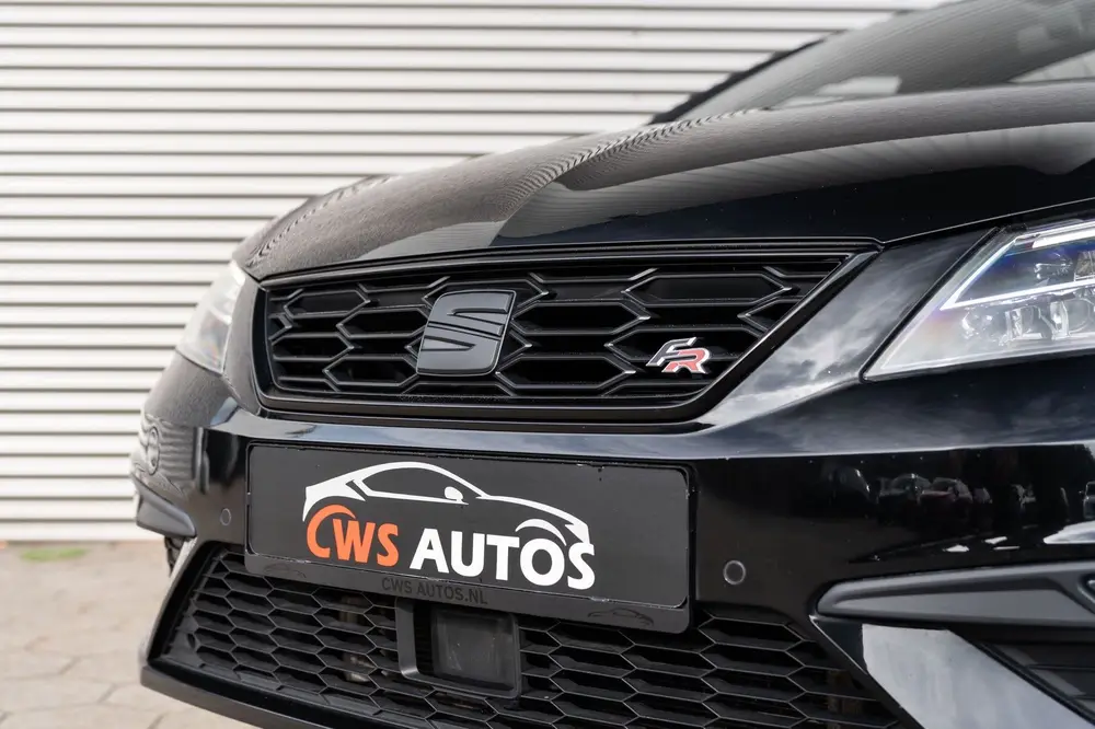 SEAT Leon 1.5 TSI FR Business Intense Black uit 2019, foto 13