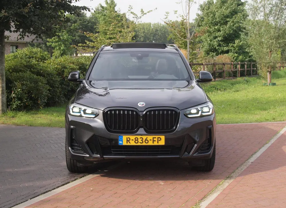 BMW X3 xDrive30e Business Edition Plus uit 2022, foto 5