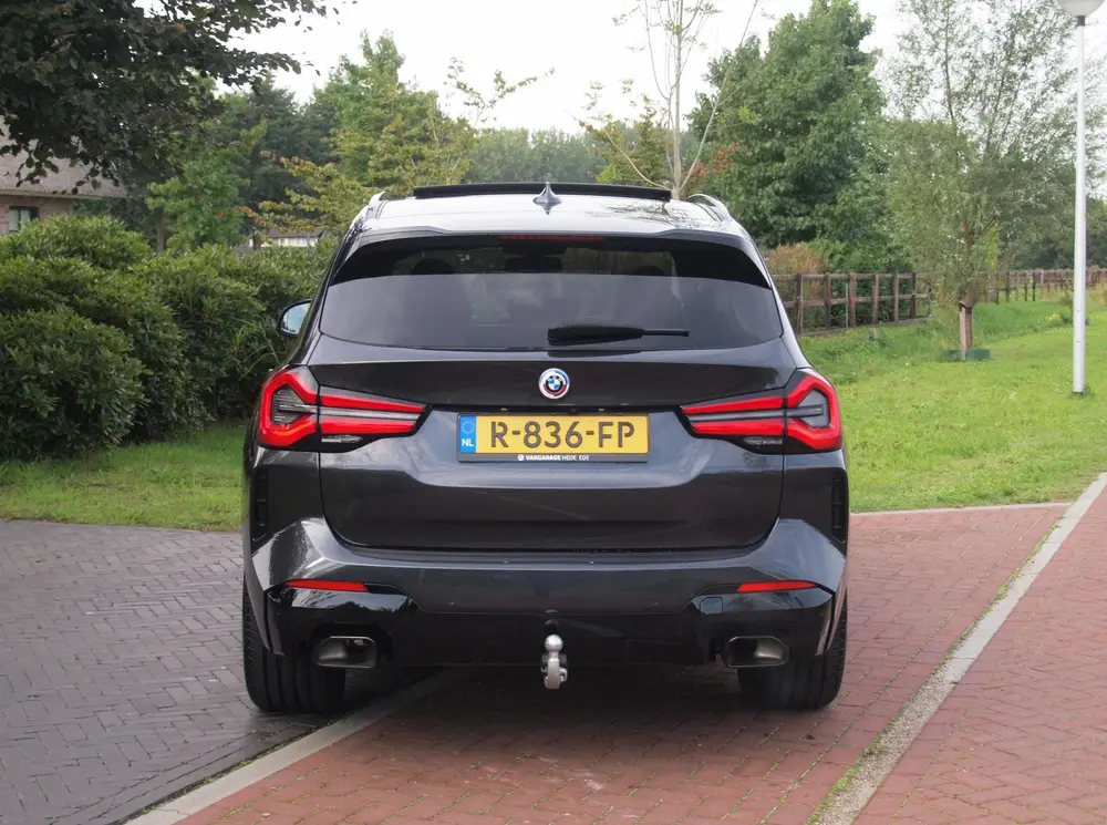 BMW X3 xDrive30e Business Edition Plus uit 2022, foto 9