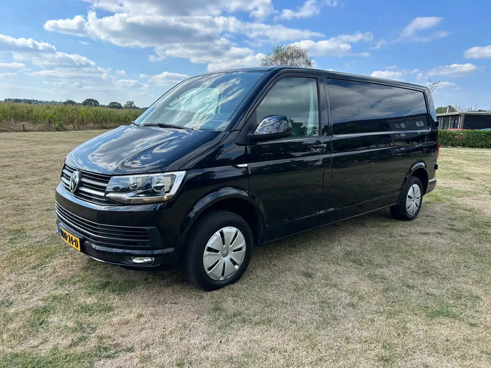 Volkswagen Transporter 2.0TDI 110KW 2019 Zwart Adv. Lezen uit 2019