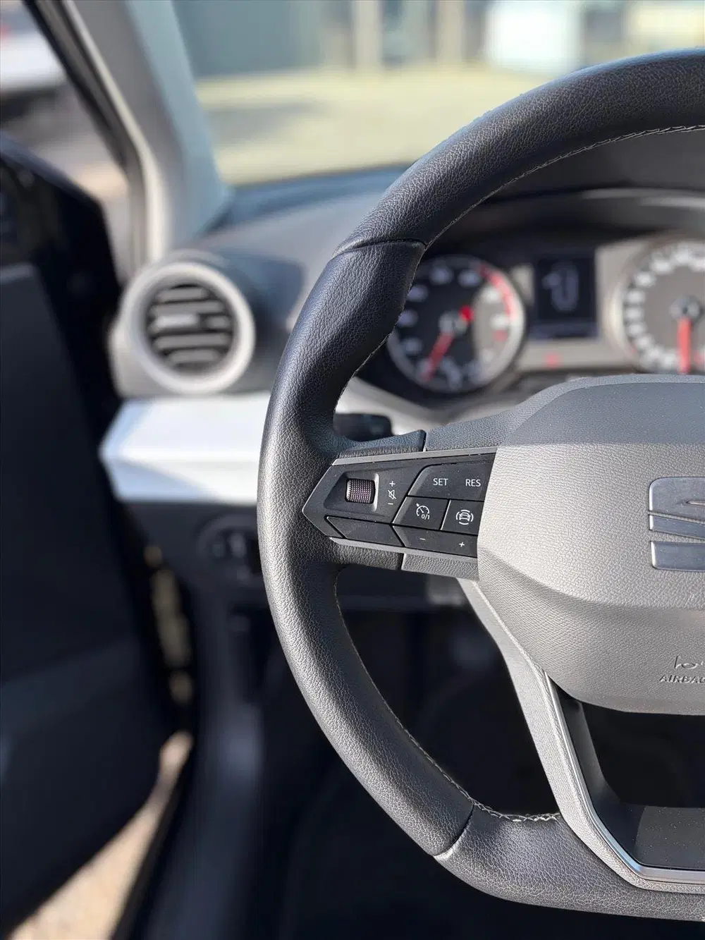 SEAT Arona 1.0 TSI 95pk Style uit 2023, foto 12