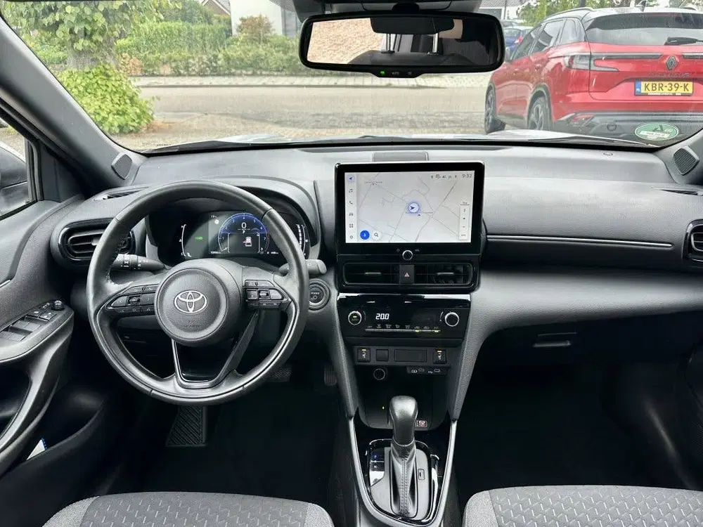 Toyota Yaris Cross 1.5 Hybrid 130PK Dynamic Camera Stoel uit 2025, foto 18