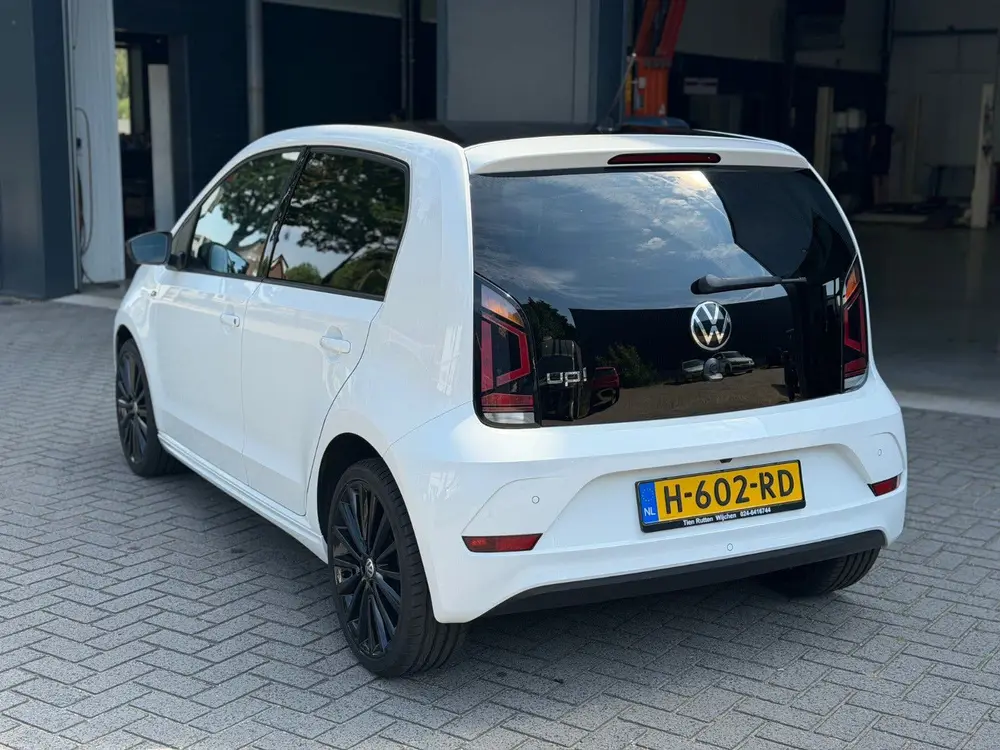 Volkswagen Up! up 1.0 60PK 4D BMT 2020 Wit uit 2020, foto 3