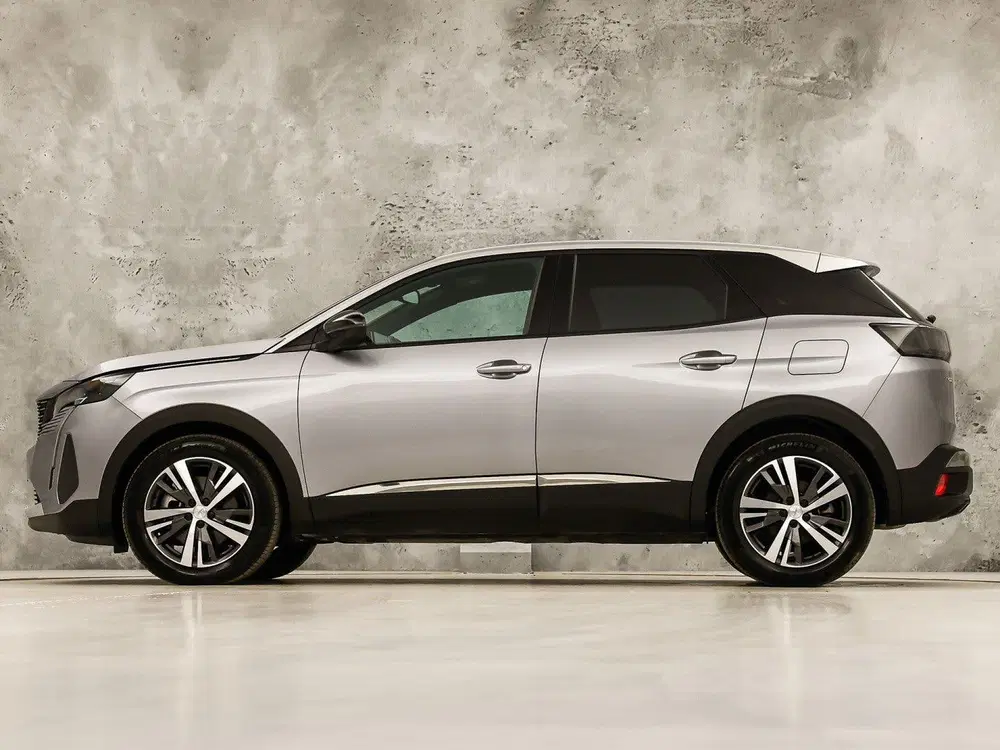 Peugeot 3008 1.6 HYbrid 225 Allure Sport 225Pk Automaat uit 2024, foto 2