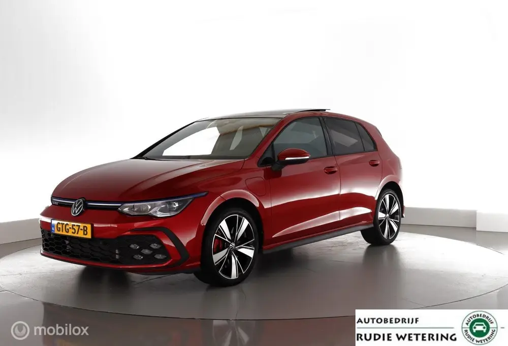 Volkswagen Golf 1.4 eHybrid 245pk GTE pano|IQ-led|nav|cam|da uit 2023