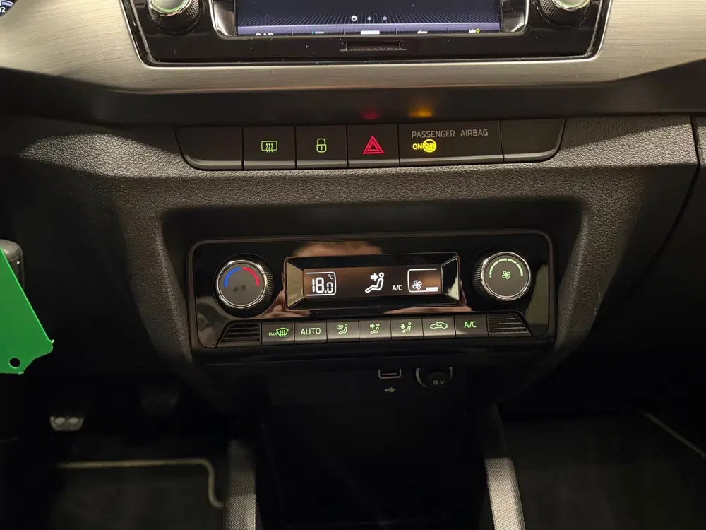 Skoda Fabia 1.0 TSI Business Edition * Carplay uit 2020, foto 19