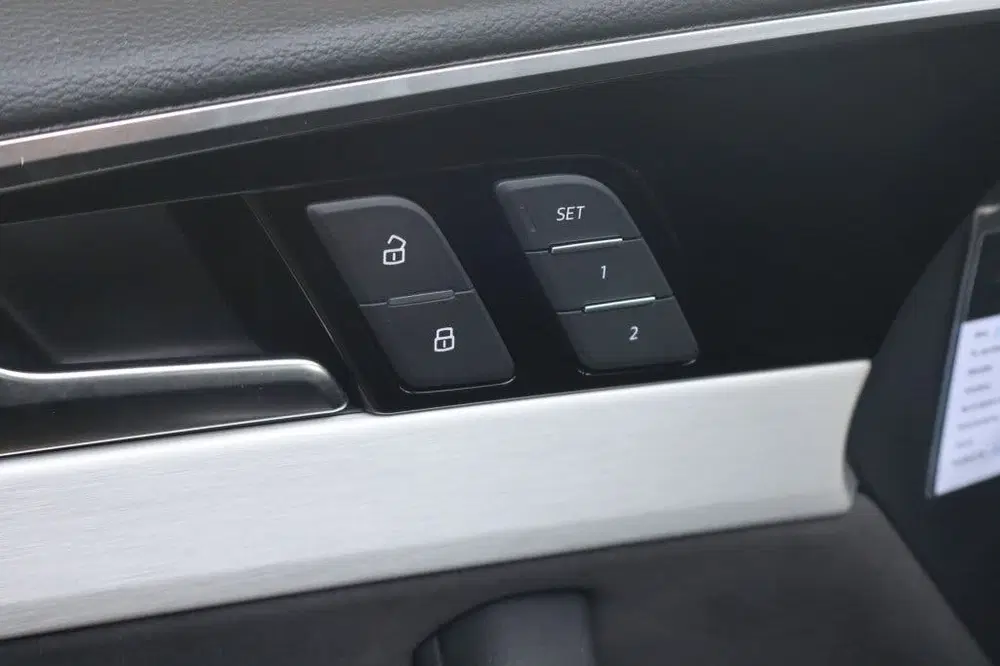 Audi A5 35 TFSI S edition uit 2022, foto 15