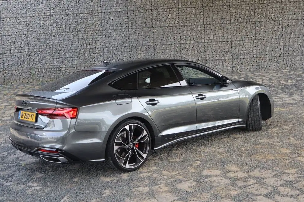 Audi A5 35 TFSI S edition uit 2022, foto 16