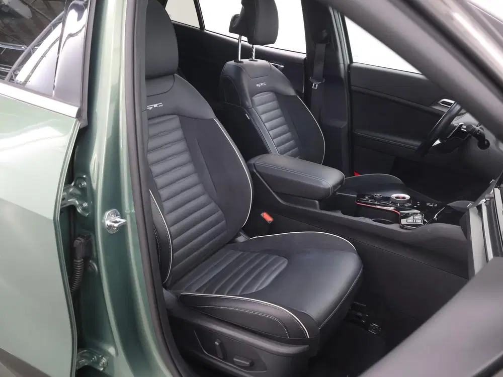 Kia Sportage 1.6 T-GDi Plug-in Hybrid AWD GT-PlusLine uit 2022, foto 10