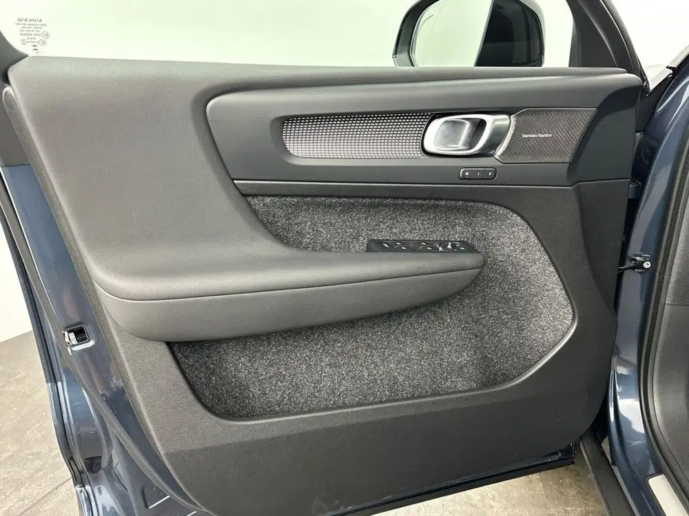 Volvo EC40 Extended Range Ultra Black Edition Europa uit 2026, foto 14