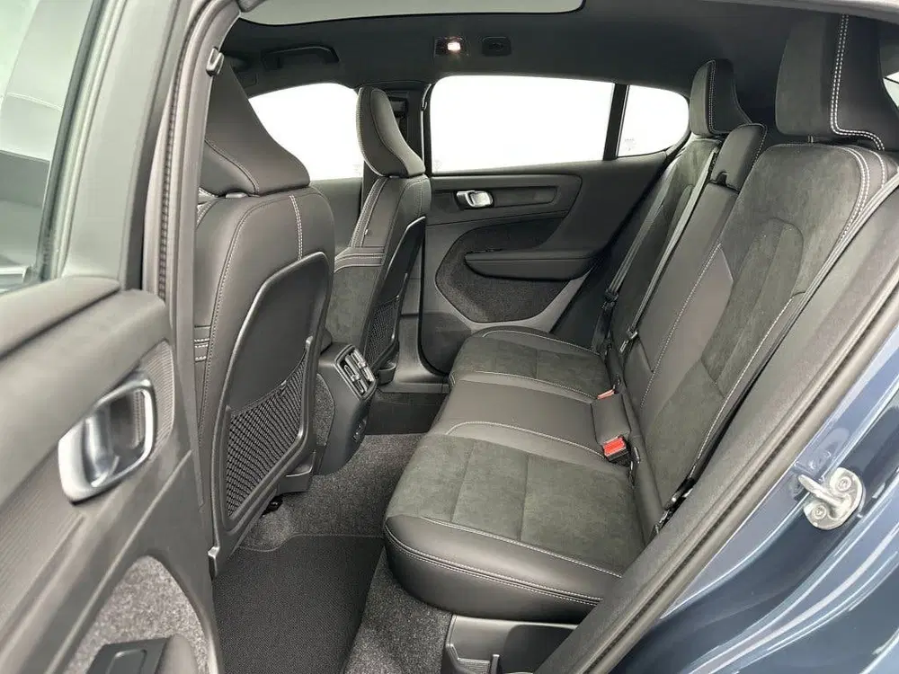 Volvo EC40 Extended Range Ultra Black Edition Europa uit 2026, foto 19