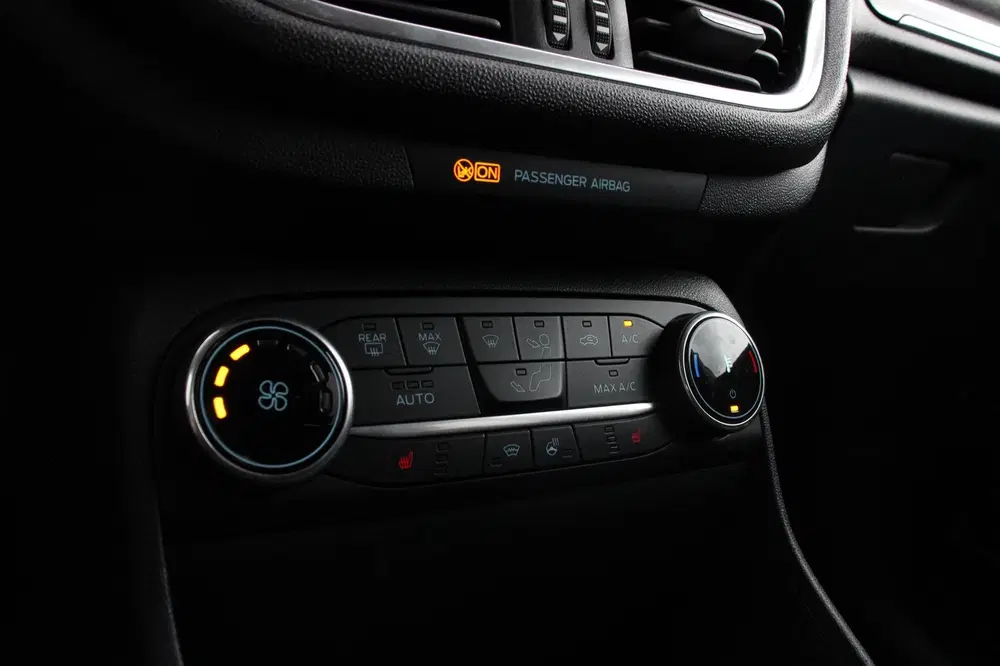 Ford Fiesta 1.0 EcoBoost Titanium X LED B&O Stuur uit 2021, foto 20