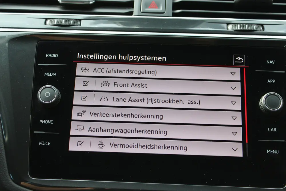 Volkswagen Tiguan 1.4 TSI eHybrid PHEV Business SOh 96.2% NA uit 2023, foto 12