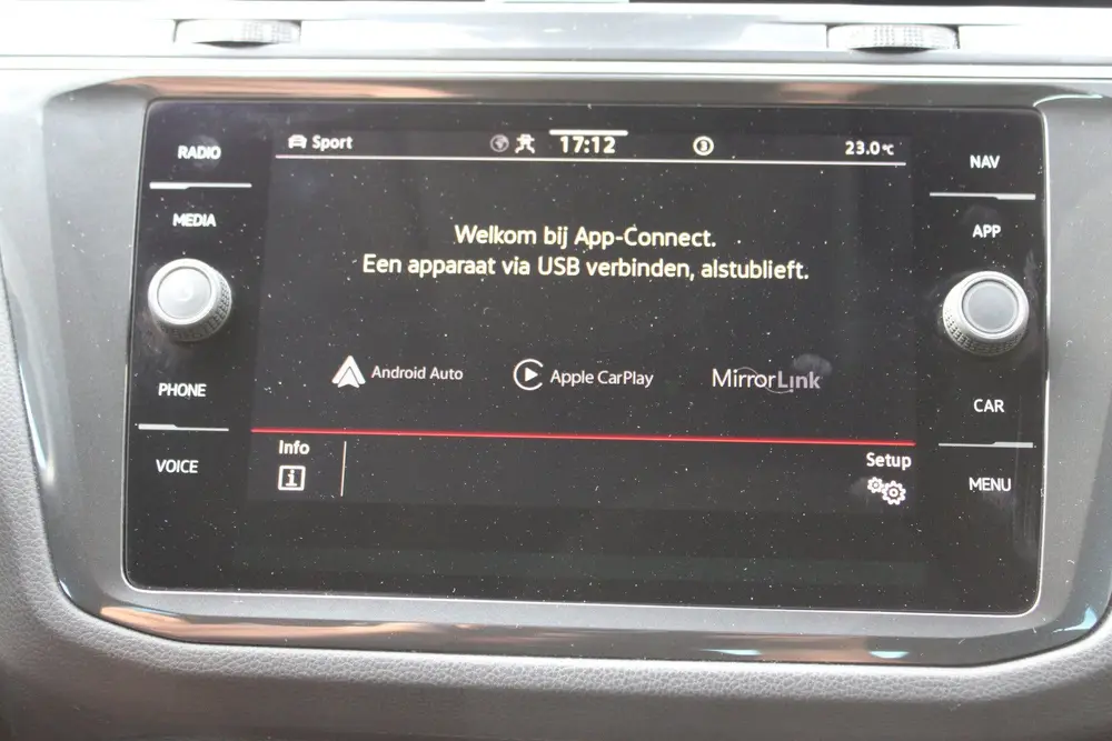 Volkswagen Tiguan 1.4 TSI eHybrid PHEV Business SOh 96.2% NA uit 2023, foto 17