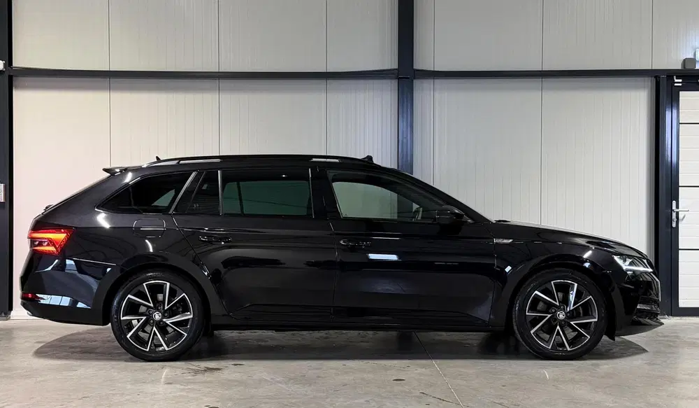 Skoda Superb Superb 1.5 TSI Sportine Pano Virtual Trekh uit 2022, foto 8