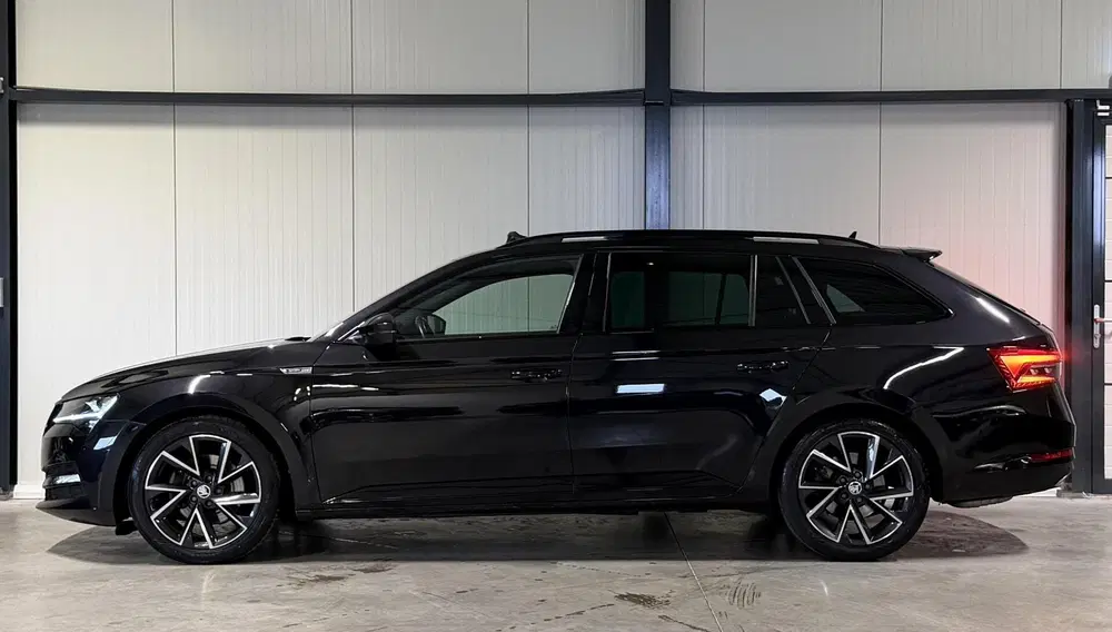 Skoda Superb Superb 1.5 TSI Sportine Pano Virtual Trekh uit 2022, foto 9