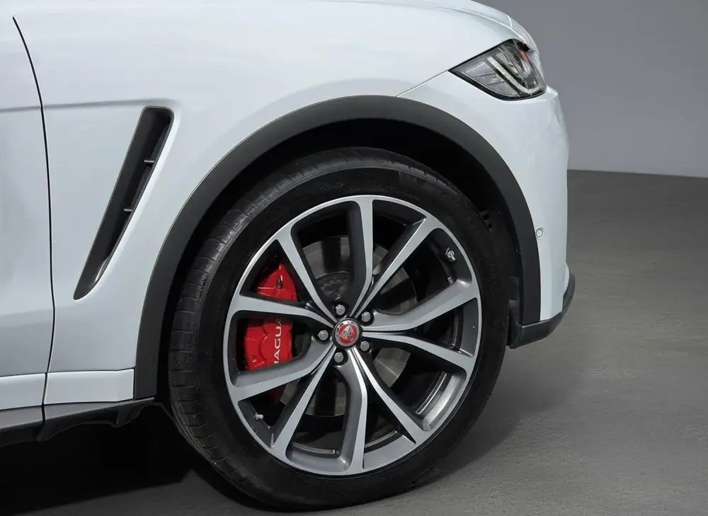 Jaguar F-Pace 5.0 V8 S/C AWD SVR | Bijzonder netjes | Goed o uit 2019, foto 16