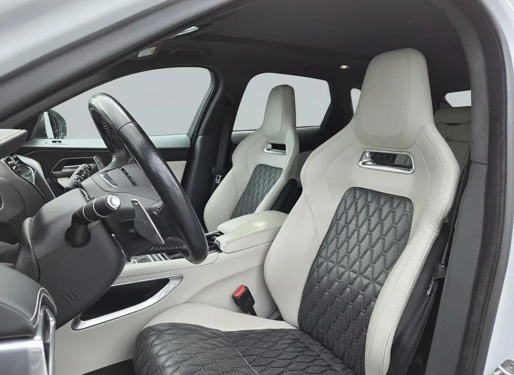 Jaguar F-Pace 5.0 V8 S/C AWD SVR | Bijzonder netjes | Goed o uit 2019, foto 5