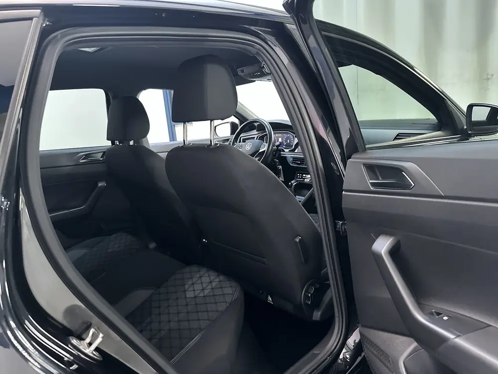 Volkswagen Polo 1.0 TSI DSG R-Line Business Virtual Cockpit uit 2023, foto 5