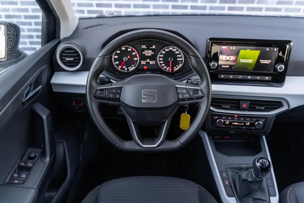SEAT Arona 1.0 TSI Style uit 2022, foto 3