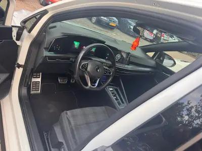 Volkswagen Golf 1.4 Ehybrid 245pk DSG 2021 Wit uit 2021
