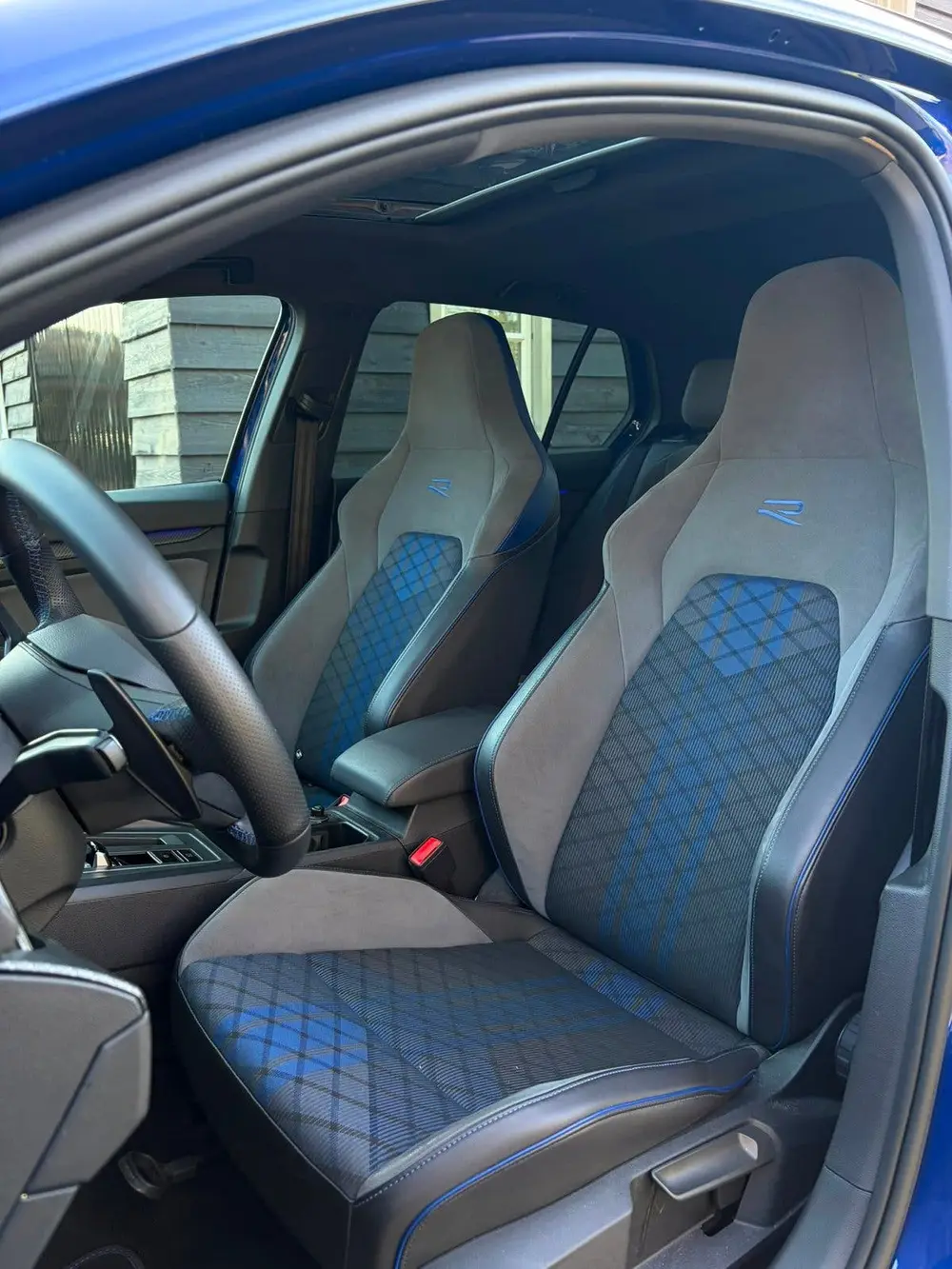 Volkswagen Golf 2.0 TSI 320pk 7-DSG 4MOTION 2021 Blauw uit 2021, foto 12