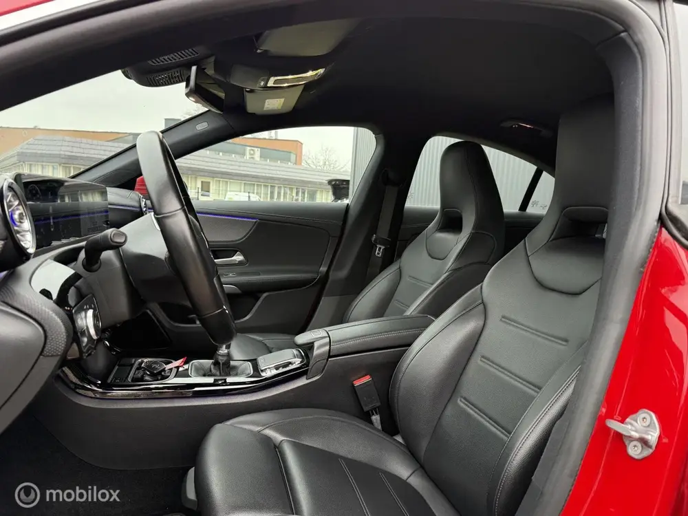 Mercedes-Benz CLA 200 4-Matic Premium Plus uit 2019, foto 4