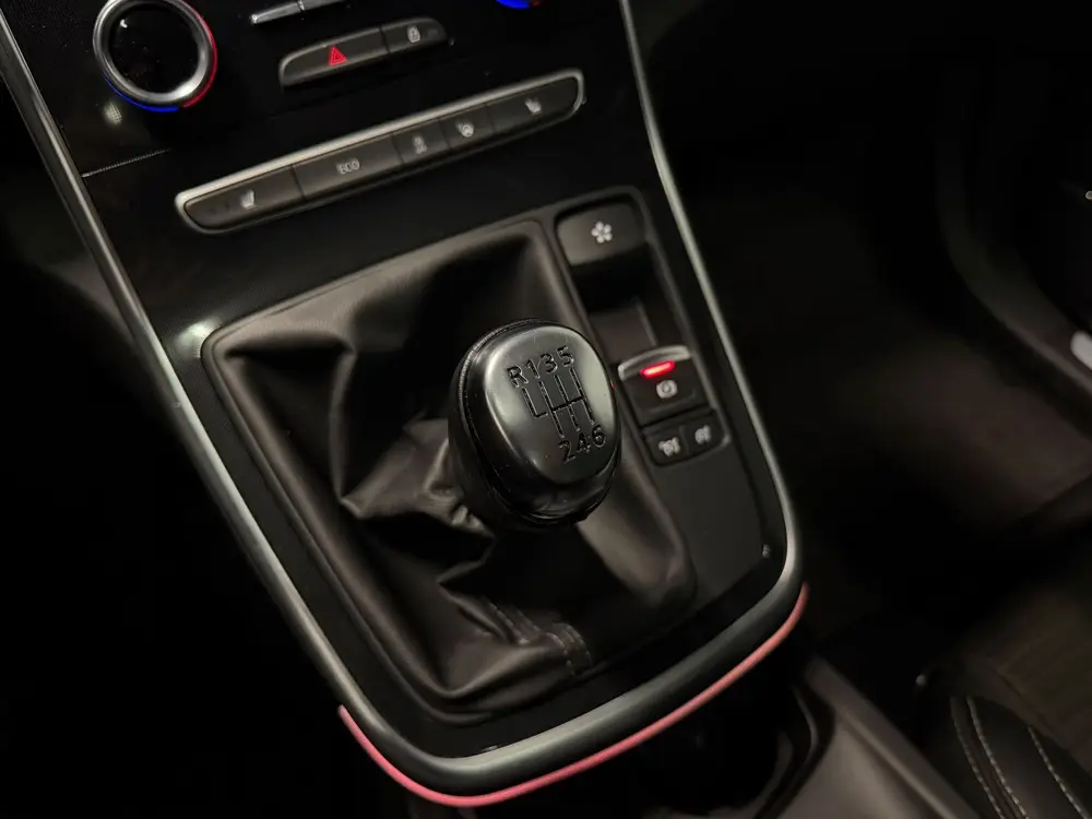 Renault Grand Scenic Grand Scénic 1.3 TCe 160PK Bose Panodak Tr uit 2019, foto 16