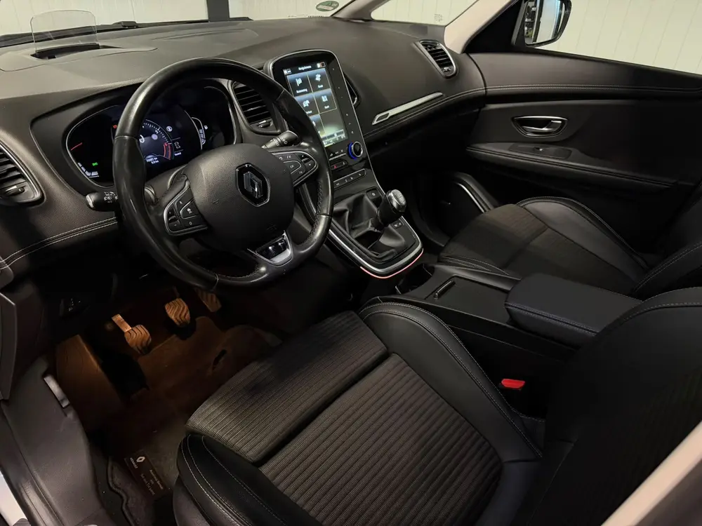 Renault Grand Scenic Grand Scénic 1.3 TCe 160PK Bose Panodak Tr uit 2019, foto 8