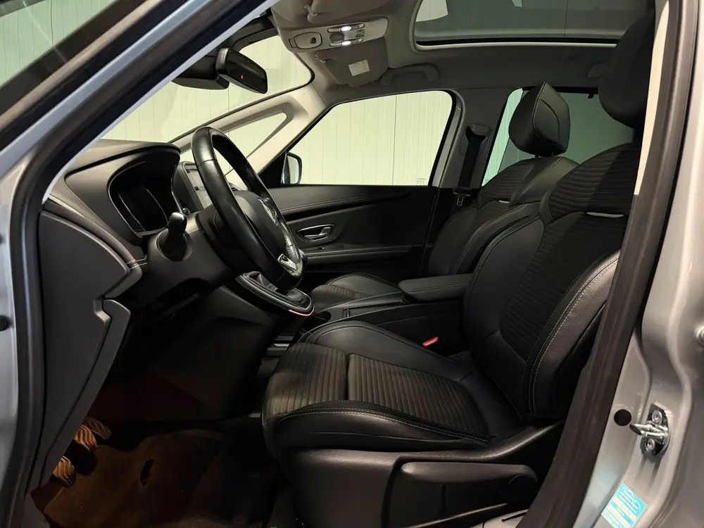 Renault Grand Scenic Grand Scénic 1.3 TCe 160PK Bose Panodak Tr uit 2019, foto 9