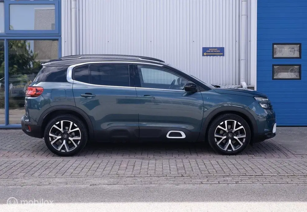 Citroën C5 Aircross Citroen C5 Aircross 1.6 Plug-in Hybrid 225 uit 2021, foto 9