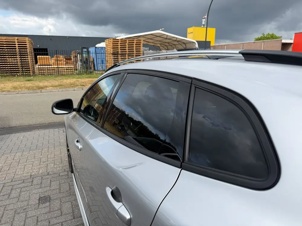 Volvo V40 Cross Country 1.5 T3 Summum uit 2019, foto 13