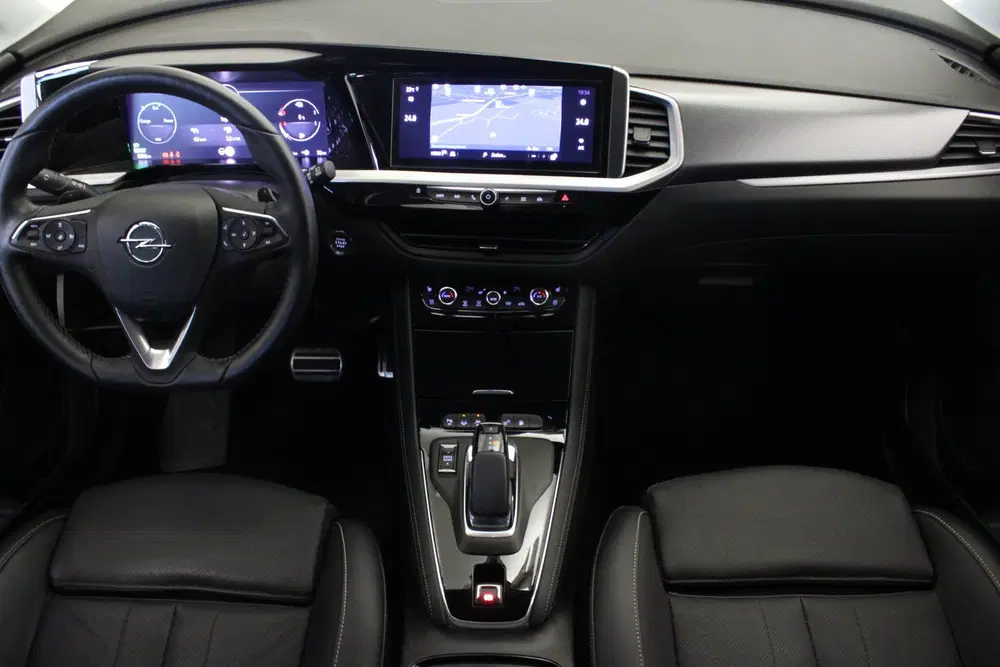 Opel Grandland 1.6 Turbo Plug-In Hybrid Business Elegance uit 2023, foto 12