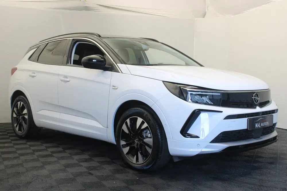 Opel Grandland 1.6 Turbo Plug-In Hybrid Business Elegance uit 2023, foto 5