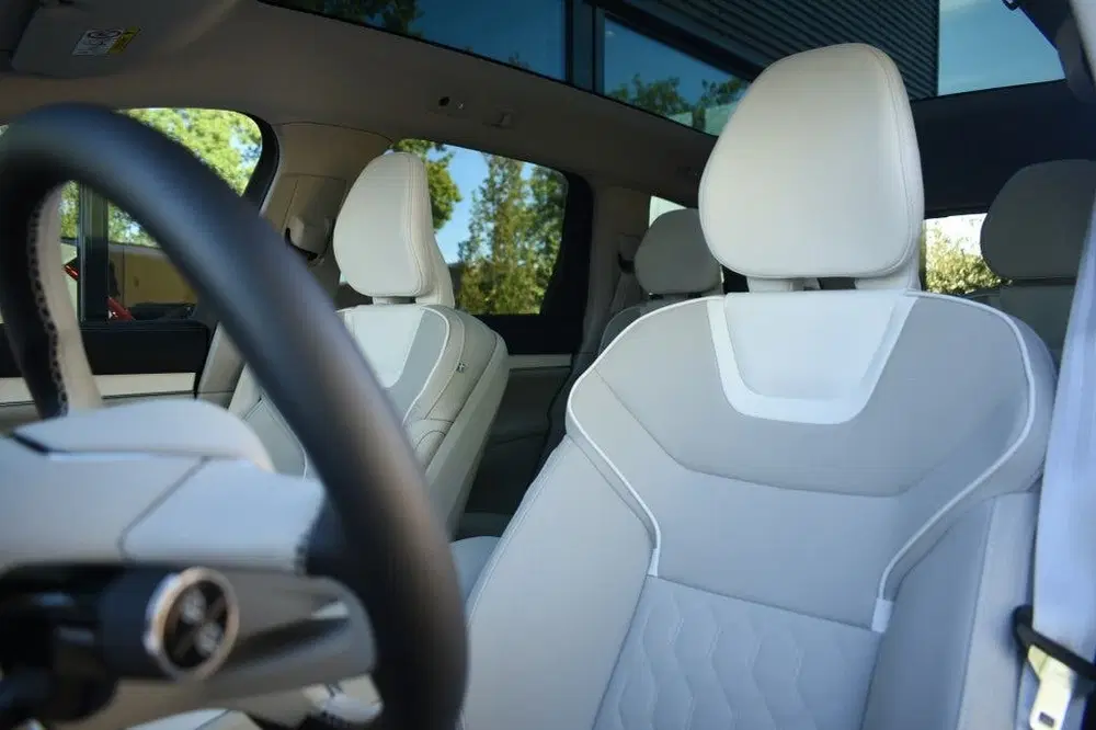 Volvo EX90 Twin Performance Ultra 517pk uit 2025, foto 15