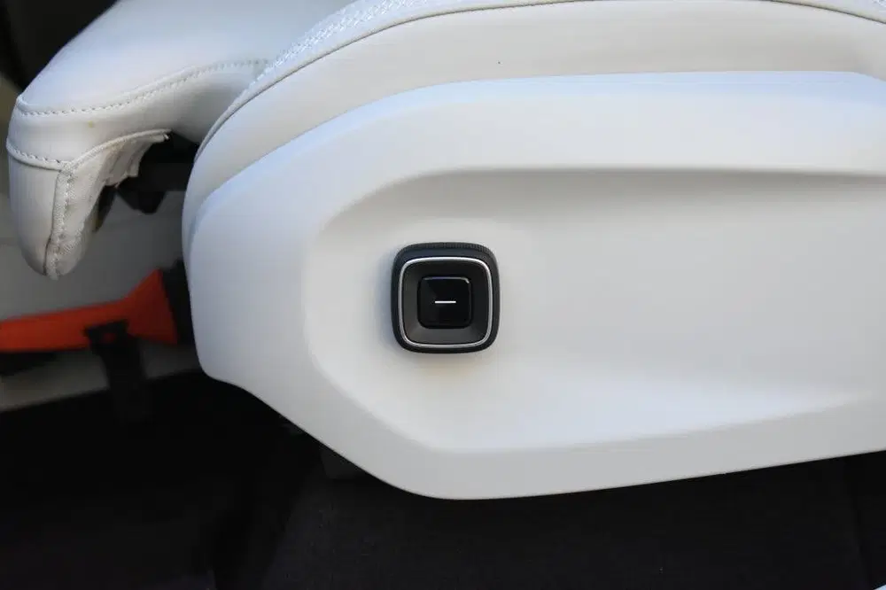 Volvo EX90 Twin Performance Ultra 517pk uit 2025, foto 18